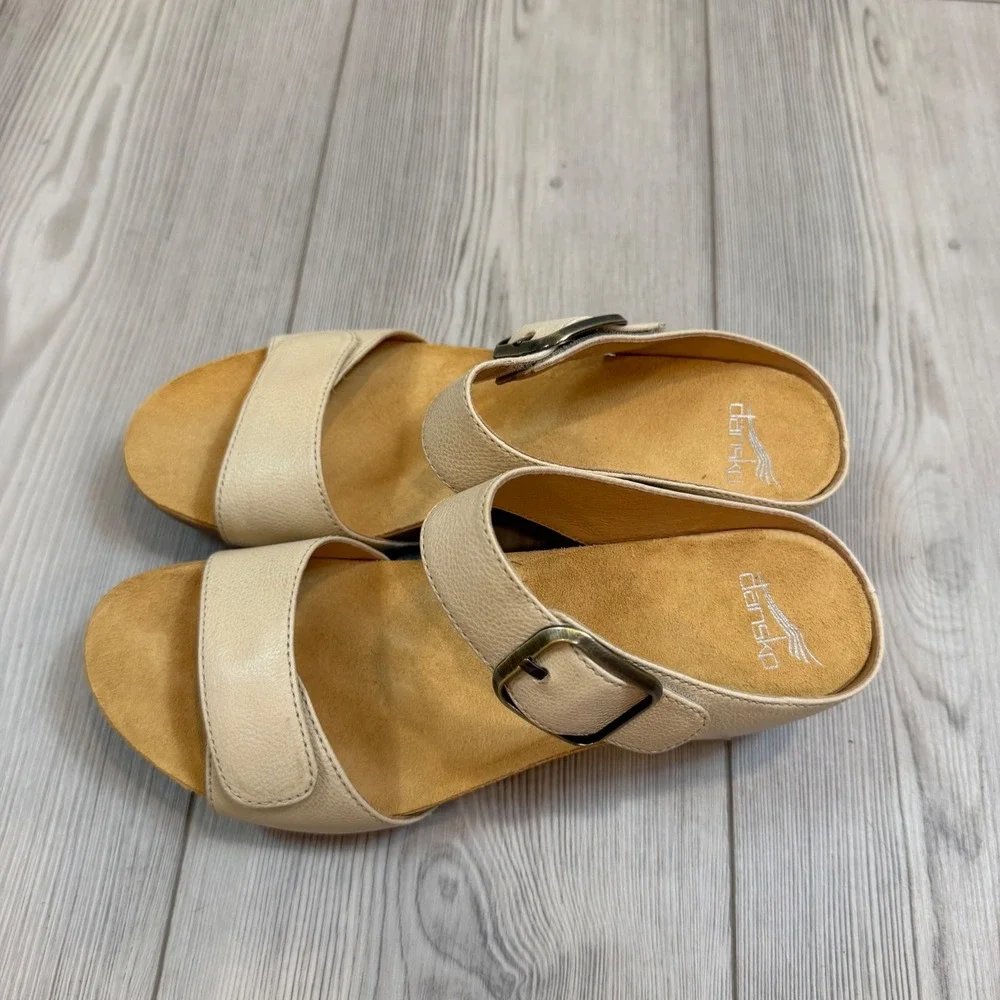 NEW Dansko Tanya Milled Burnished Linen Leather Wedge Sandals Cream 40 US 10